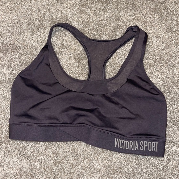 Victoria's Secret Other - NWOT Victoria’s Sport Medium Bra